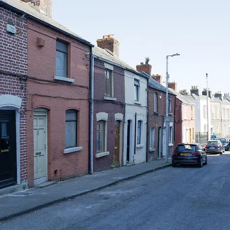 Willa 2 Bedroom House 12 Rutland