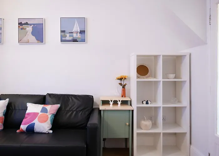 2 Bedroom House 12 Rutland Villa Dublin