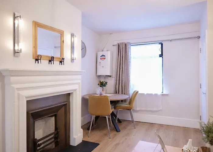 2 Bedroom House 12 Rutland * Dublin