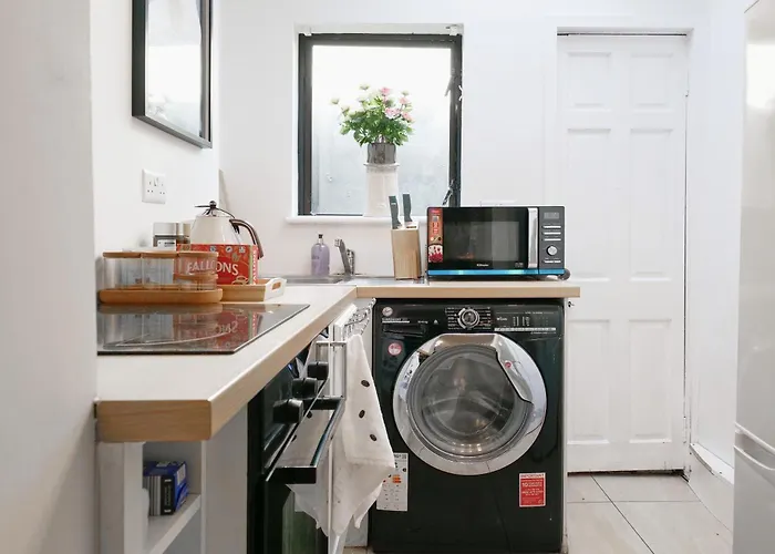 2 Bedroom House 12 Rutland Dublin